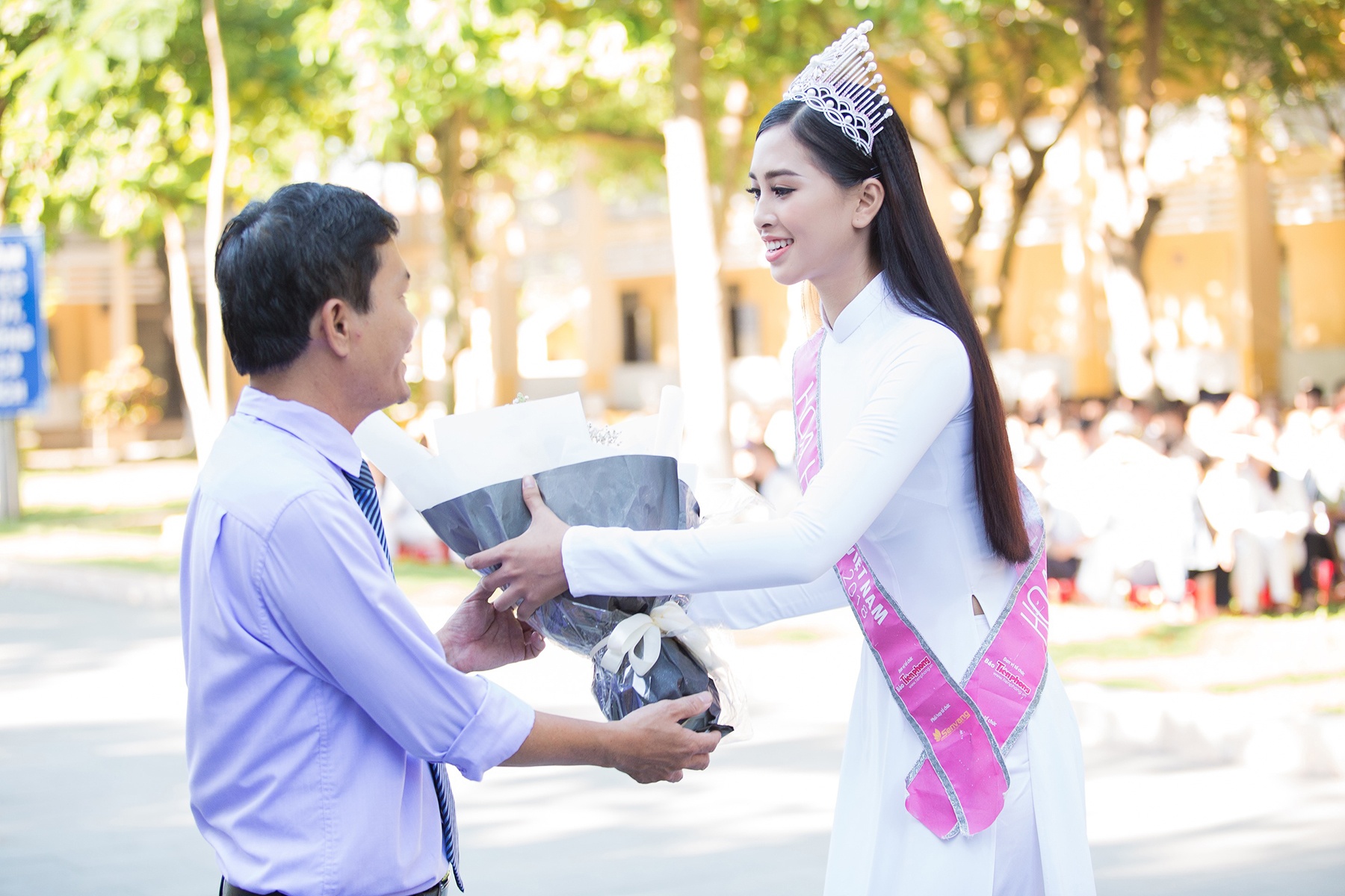 hoa hau tieu vy anh 12