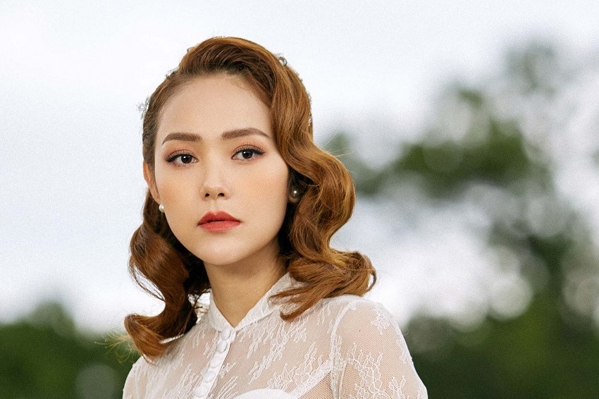 Phia Minh Hang noi gi khi bi phan doi dai dien Viet Nam du MTV EMA? hinh anh