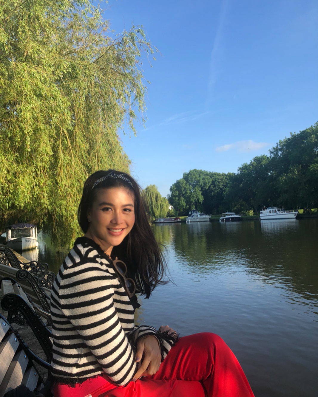 á hậu thái lan và Chủ tịch Leicester City ảnh 5 a hau thai lan va Chu tich Leicester City anh 5