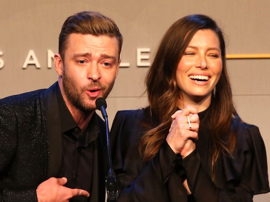 Justin Timberlake ke lan dau gap vo: 'Chi minh co ay cuoi khi toi dua' hinh anh