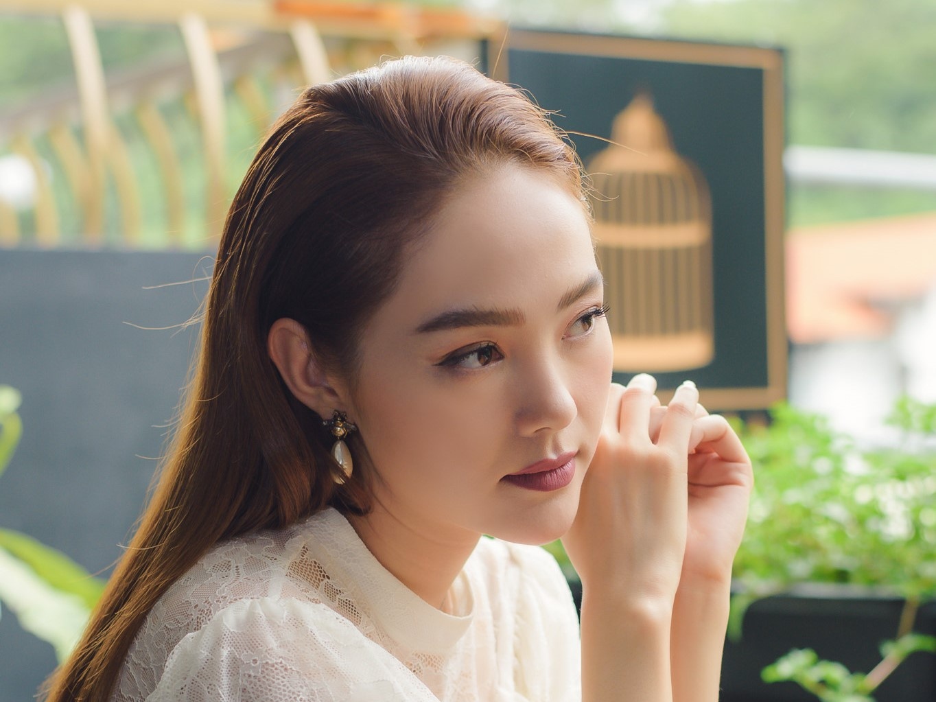 Minh Hang that bai truoc nghe si rap Malaysia tai MTV EMAs 2018 hinh anh