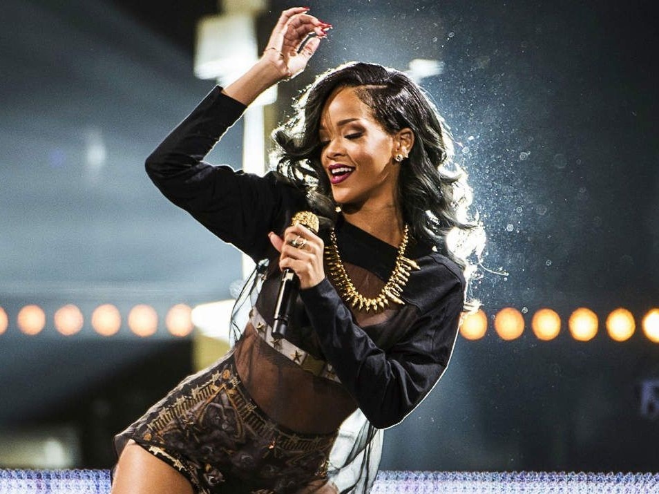 Cho tai nhac trai phep, website hang ty luot truy cap bi dong cua hinh anh