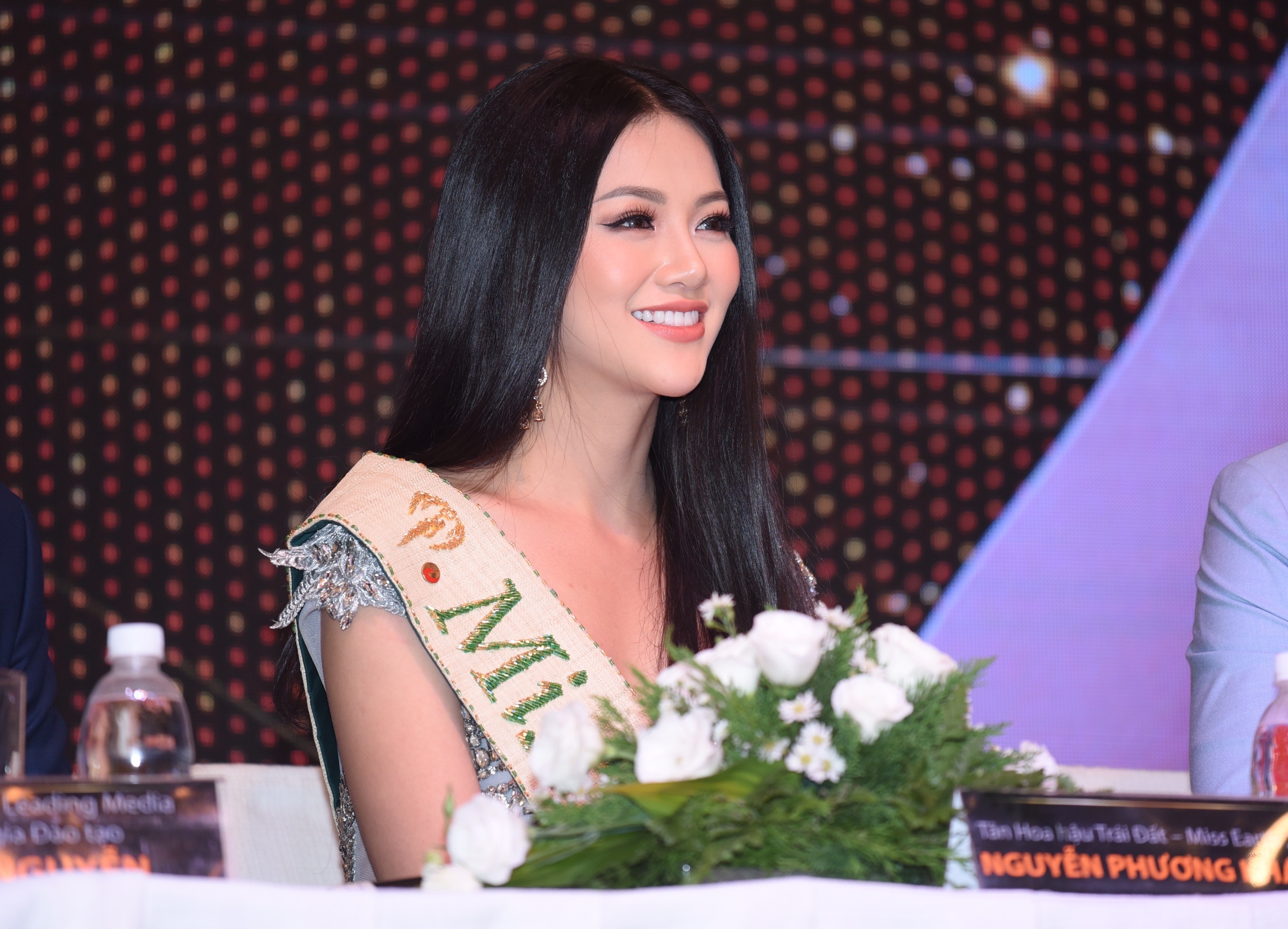 phuong khanh miss earth anh 5