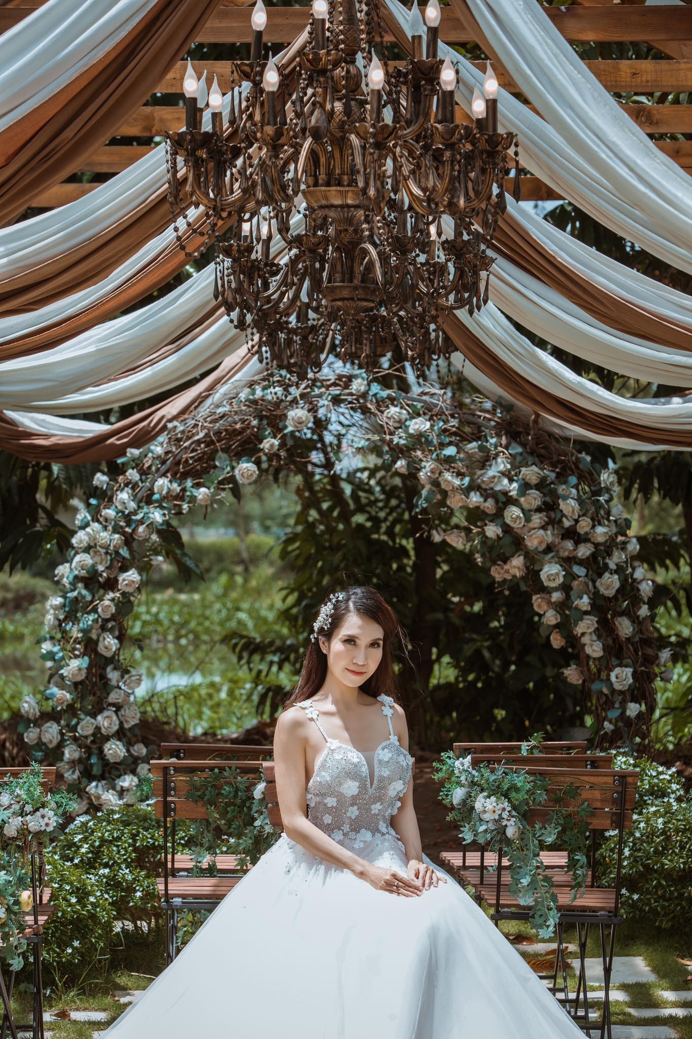 hoa hau ban sac viet anh 7