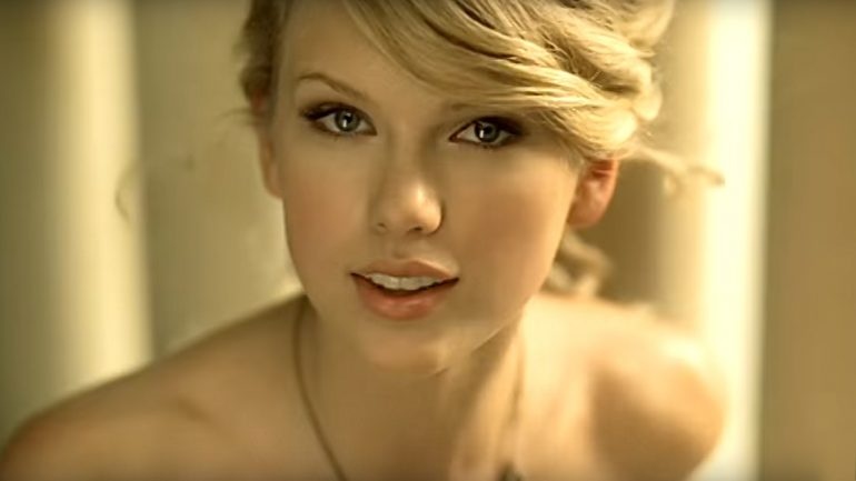 MV 'Love Story' - Taylor Swift hinh anh