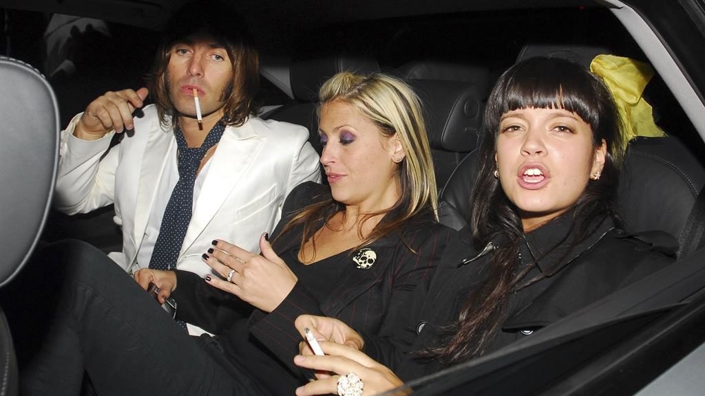 hoi ky sao cuong sex anh 2