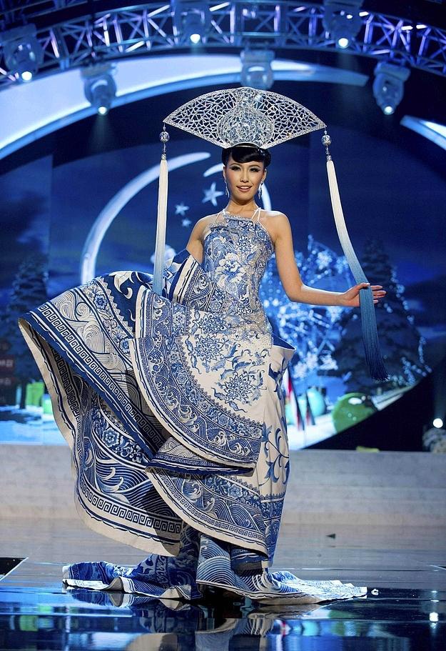 trang phục dân tộc miss universe ảnh 9 trang phuc dan toc miss universe anh 9