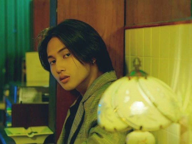 'Hongkong1' ra ban RnB, khan gia dat cau hoi: Lieu co nham? hinh anh