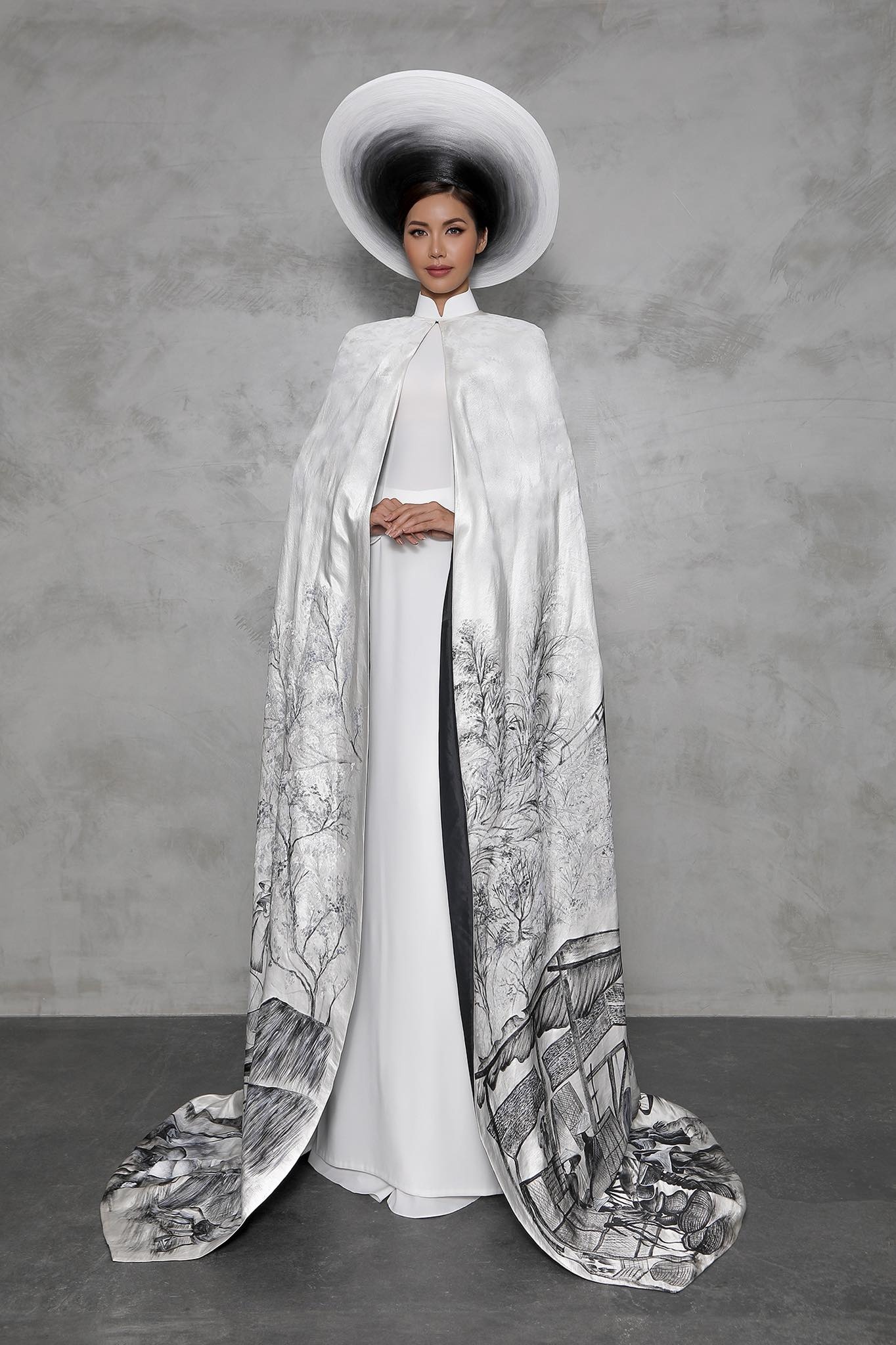 minh tu trang phuc dan toc anh 1