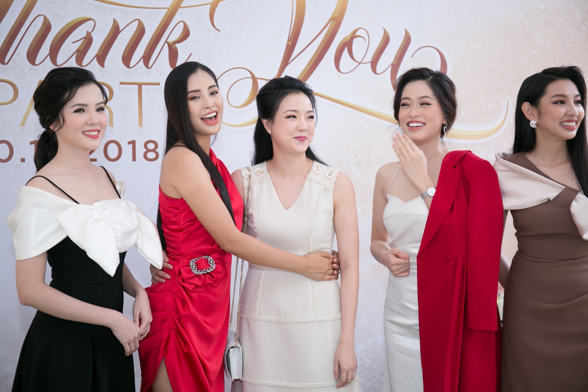 tieu vy hoa hau the gioi anh 2