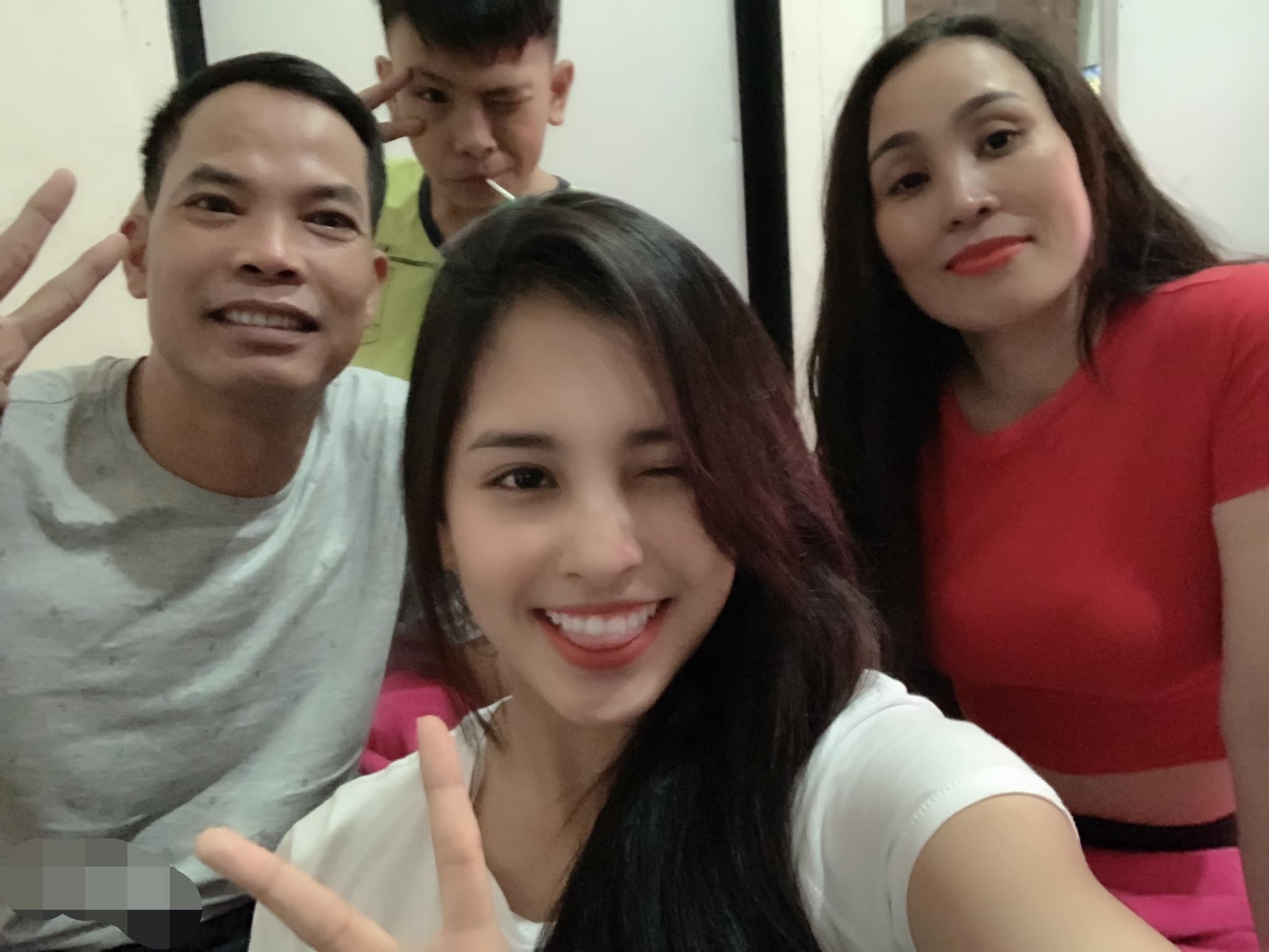 tiểu vy gây tranh cãi vì mặt mộc ảnh 2 tieu vy gay tranh cai vi mat moc anh 2