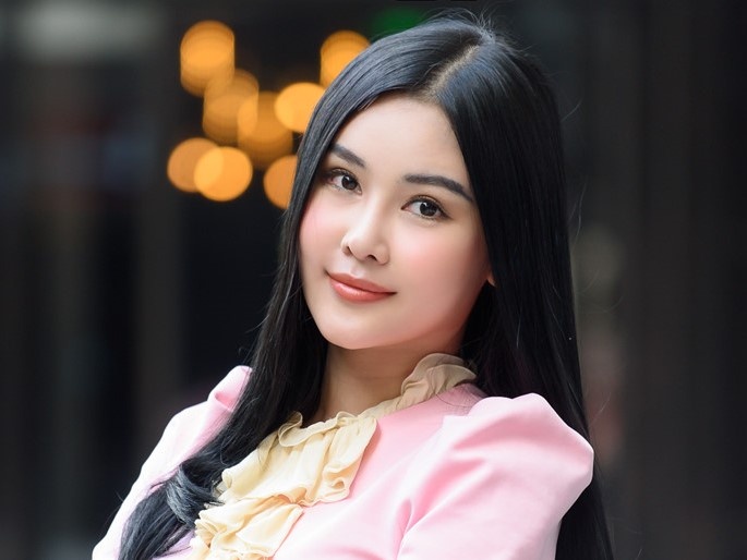 Hoa hau Dai duong Ngan Anh tuyen bo kien Cuc NTBD, van di thi quoc te hinh anh