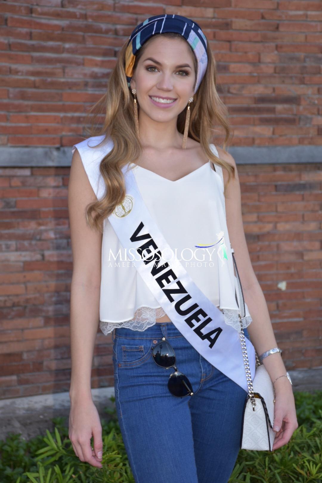 ngan anh hoa hau lien luc dia anh 4