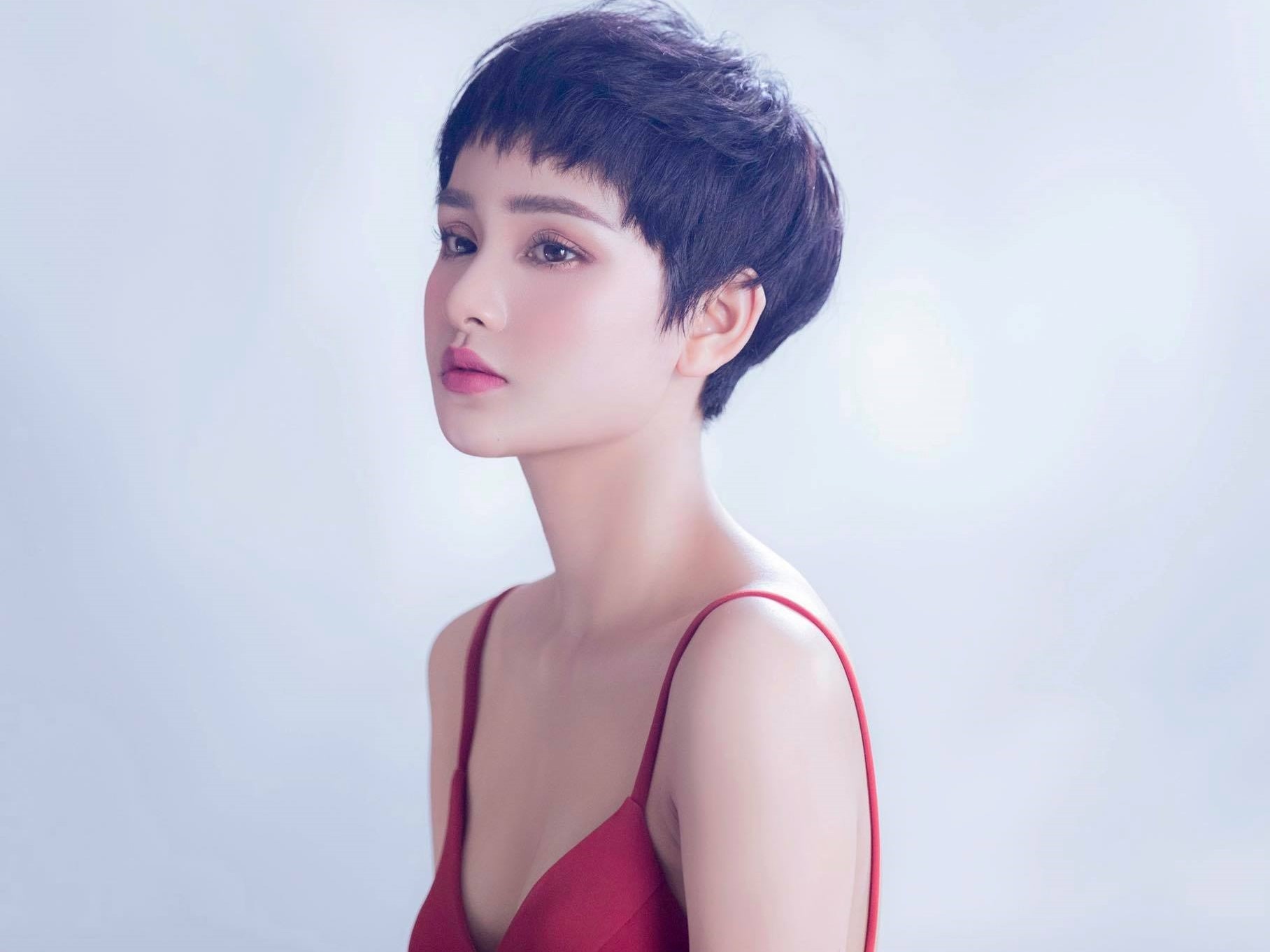 Hien Ho: 'Toi khong ngai phau thuat tham my, dep hon co gi la xau?' hinh anh