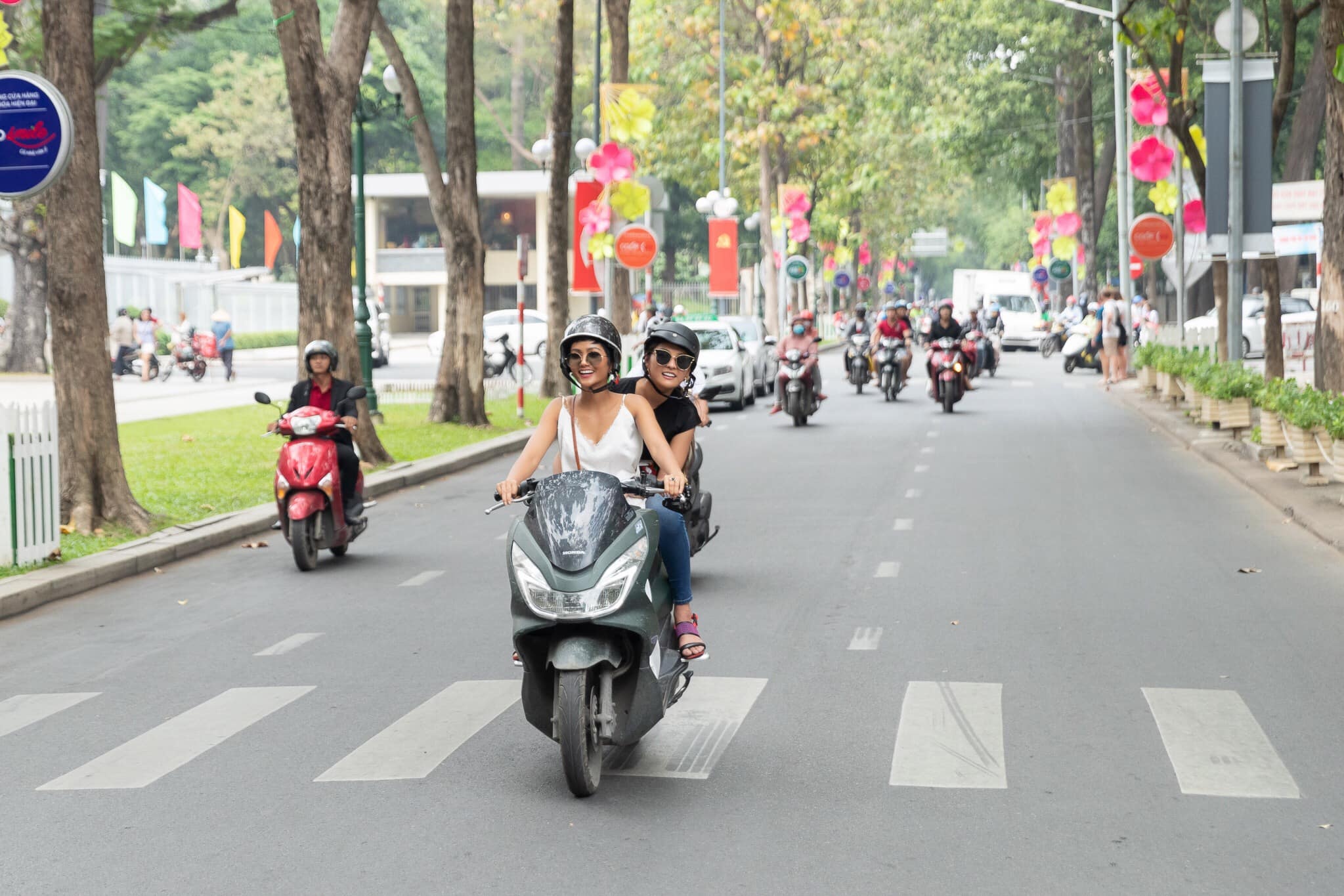 h hen nie hoa hau nhat an bun oc anh 1