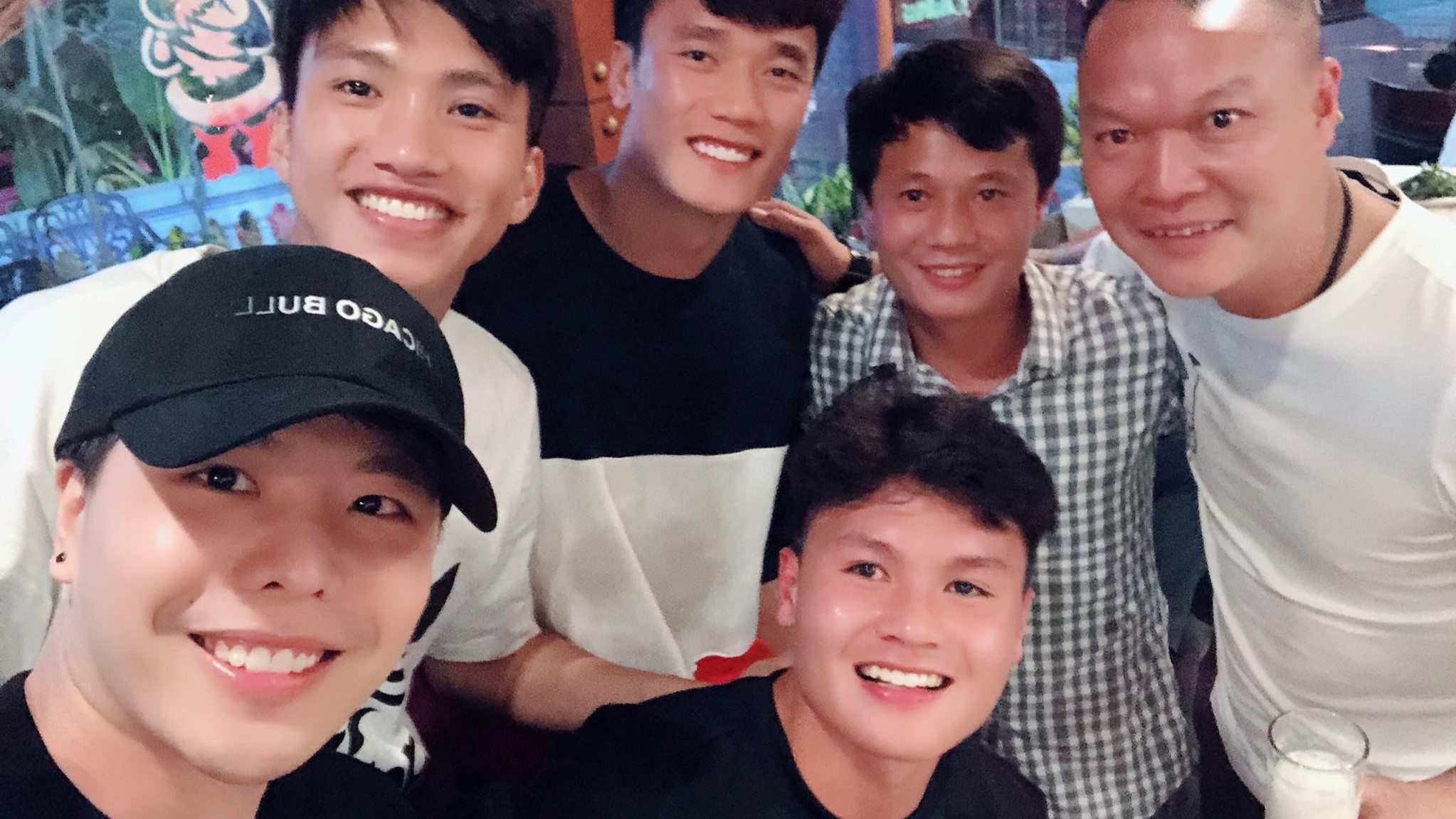 Clip Quang Hai, Duy Manh hat tam ca 'Nguoi ay' voi Trinh Thang Binh hinh anh