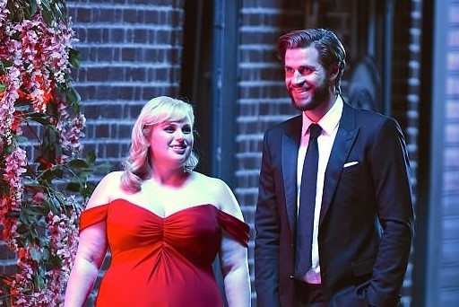 Co gi trong bo phim Valentine danh cho cac co gai beo u va xau xi? hinh anh