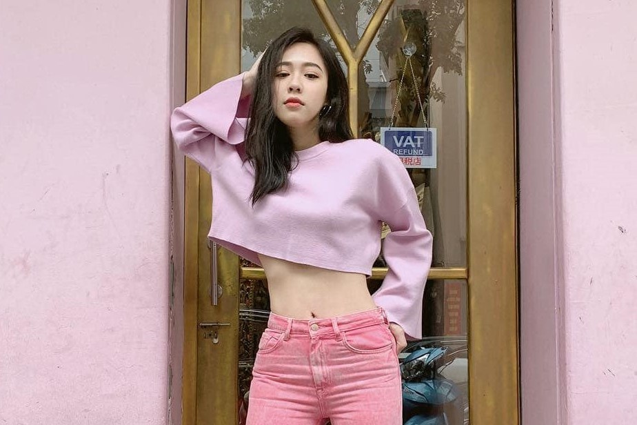 Nguoi dep Hoa hau Viet Nam tung tang hoa cho ong Trump gio ra sao? hinh anh