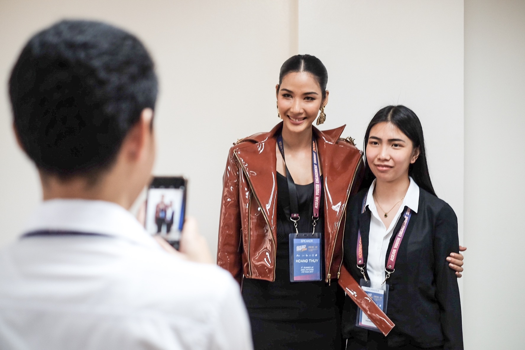 hoàng thùy diễn thuyết ở philippines ảnh 9 hoang thuy dien thuyet o philippines anh 9