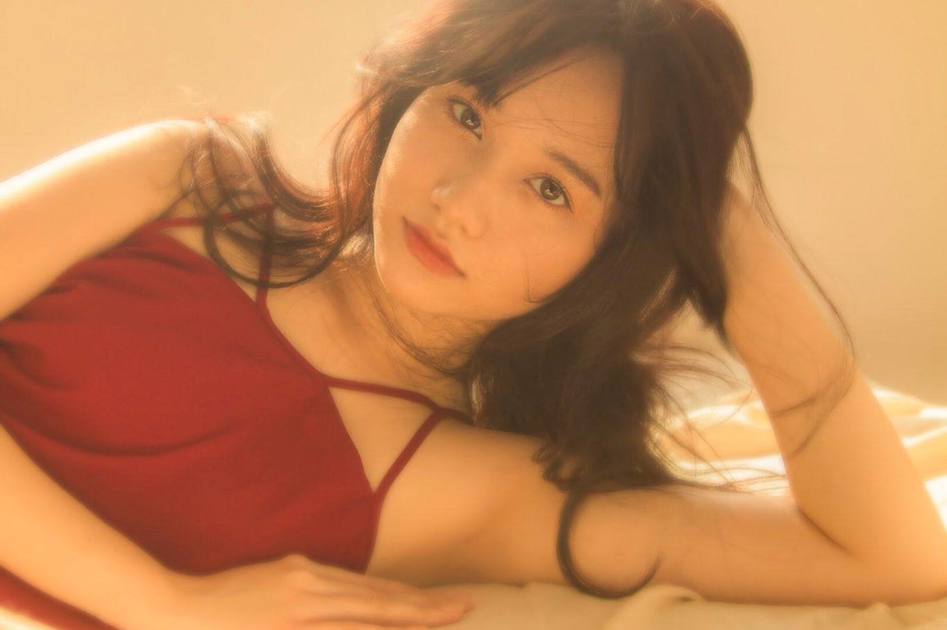 Ve dep nu chinh 'Mat biec' duoc so sanh voi Vi Cam, Nha Phuong hinh anh