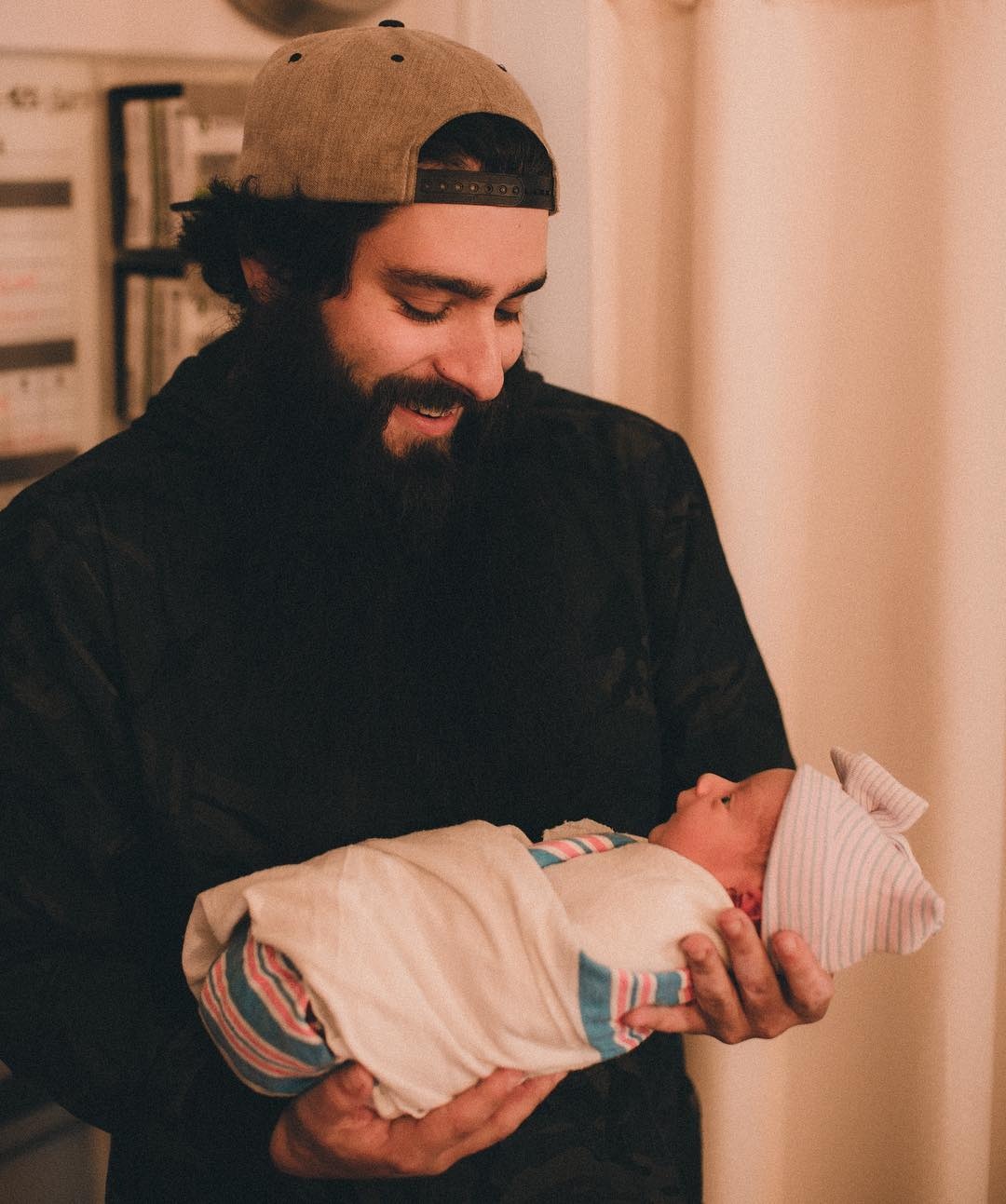 dao dien kong bi hanh hung anh 11