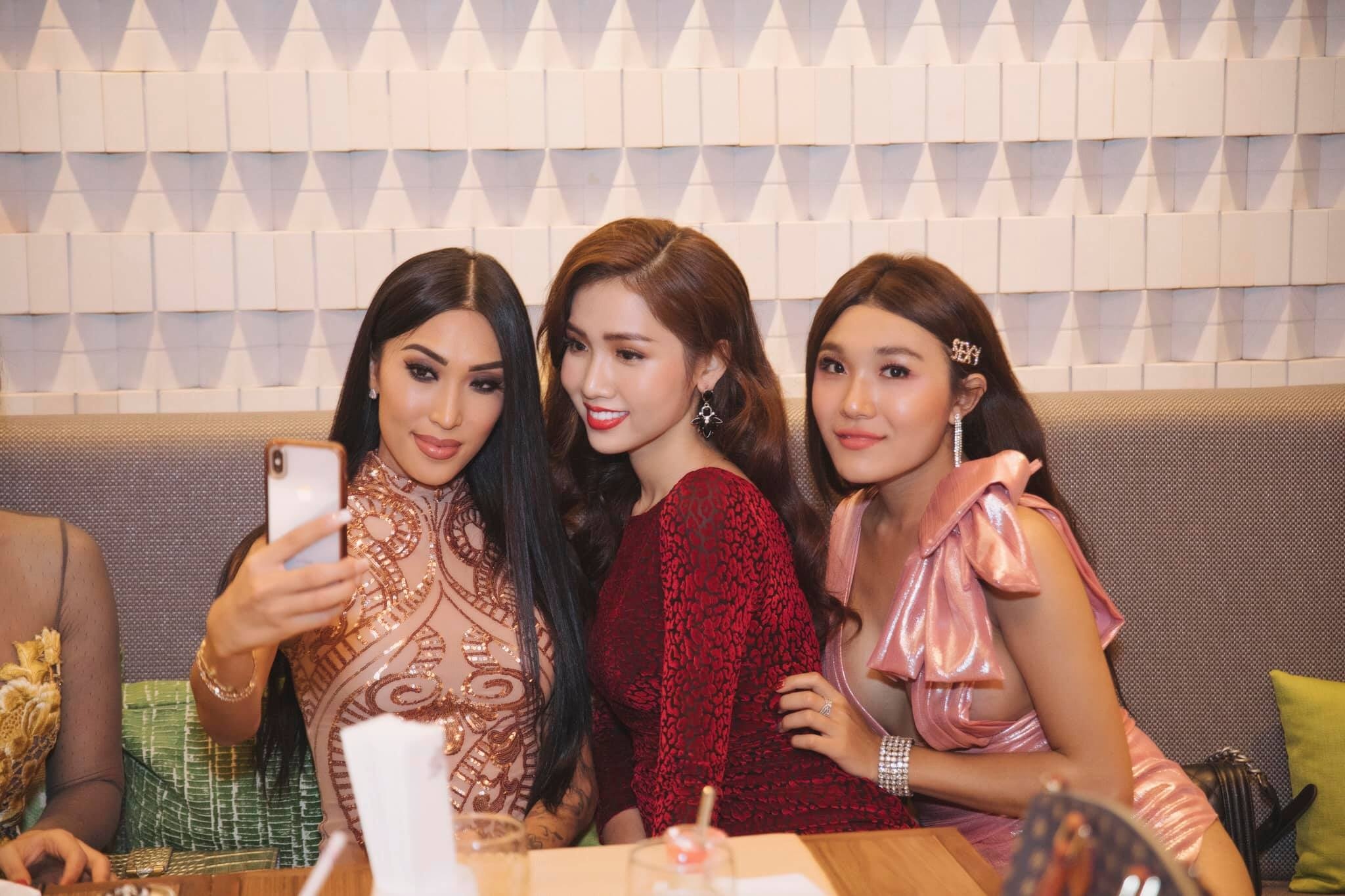 do nhat ha miss international queen anh 10