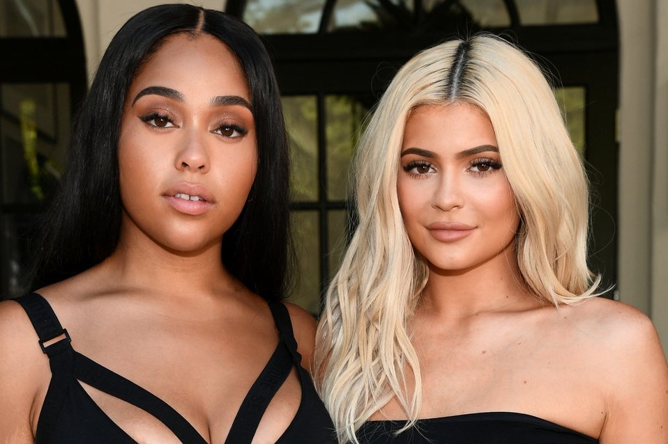 Ban than Kylie Jenner tuyen bo khong co 'quan he the xac' voi anh re hinh anh