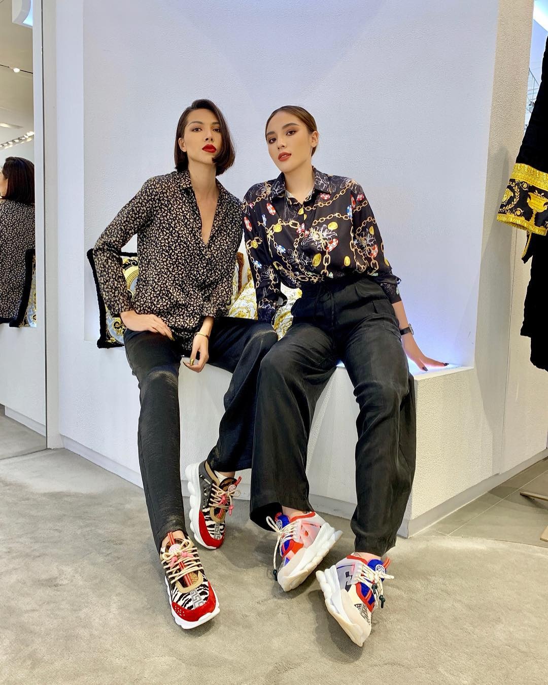 nhung hoi ban than showbiz anh 1