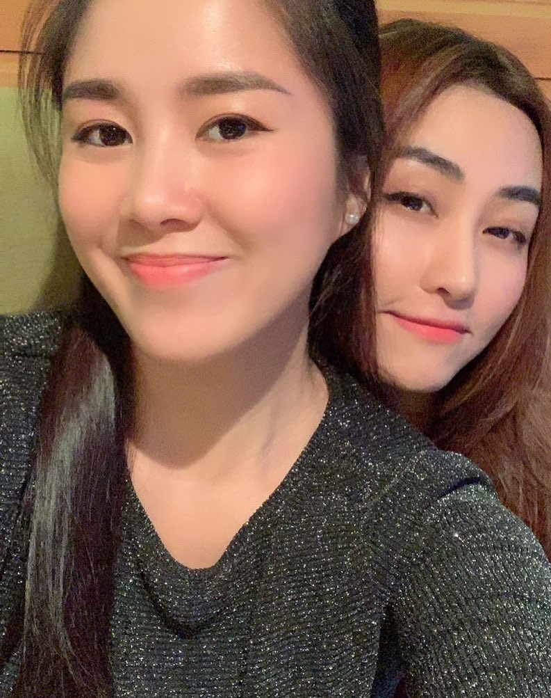 nhung hoi ban than showbiz anh 9