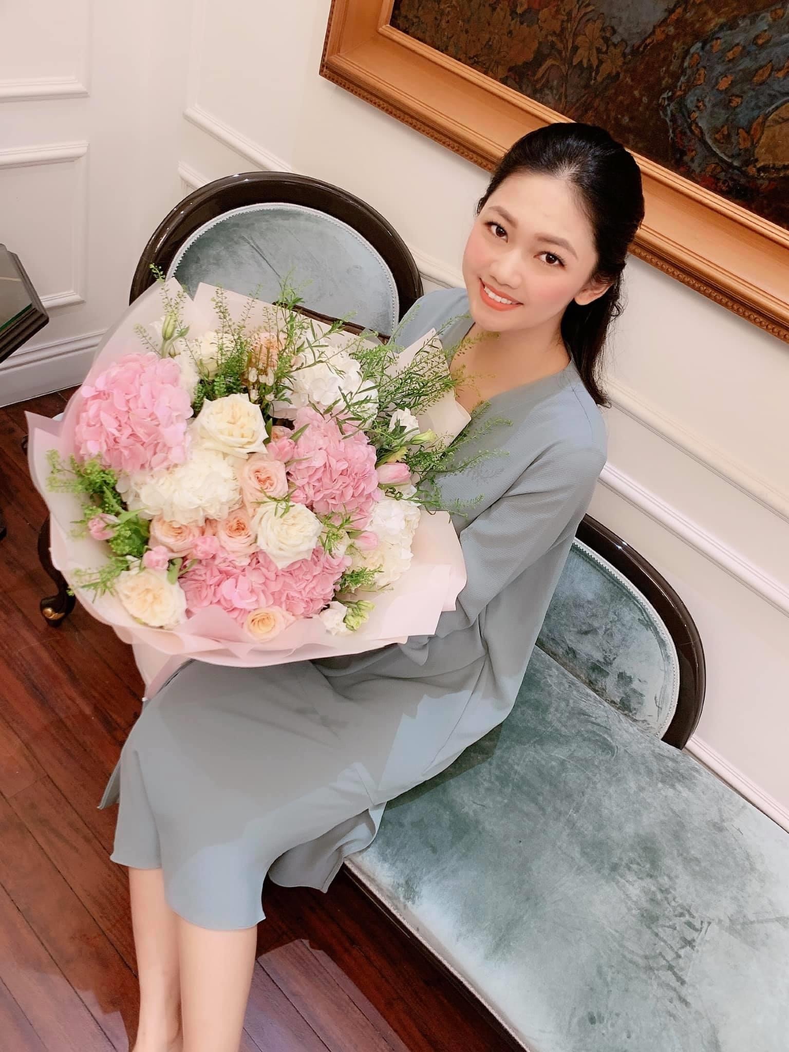 á hậu thanh tú có bầu 6 tháng ảnh 2 a hau thanh tu co bau 6 thang anh 2