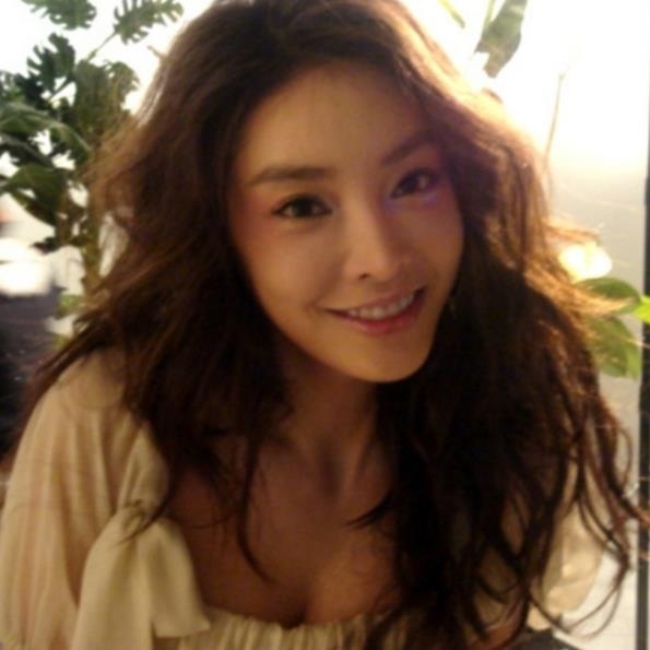 4 my nhan tu sat anh 12