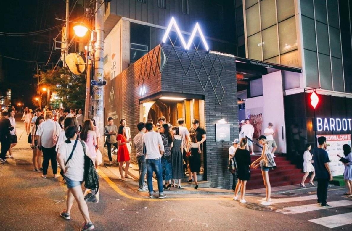 canh an choi quan bar seungri anh 1