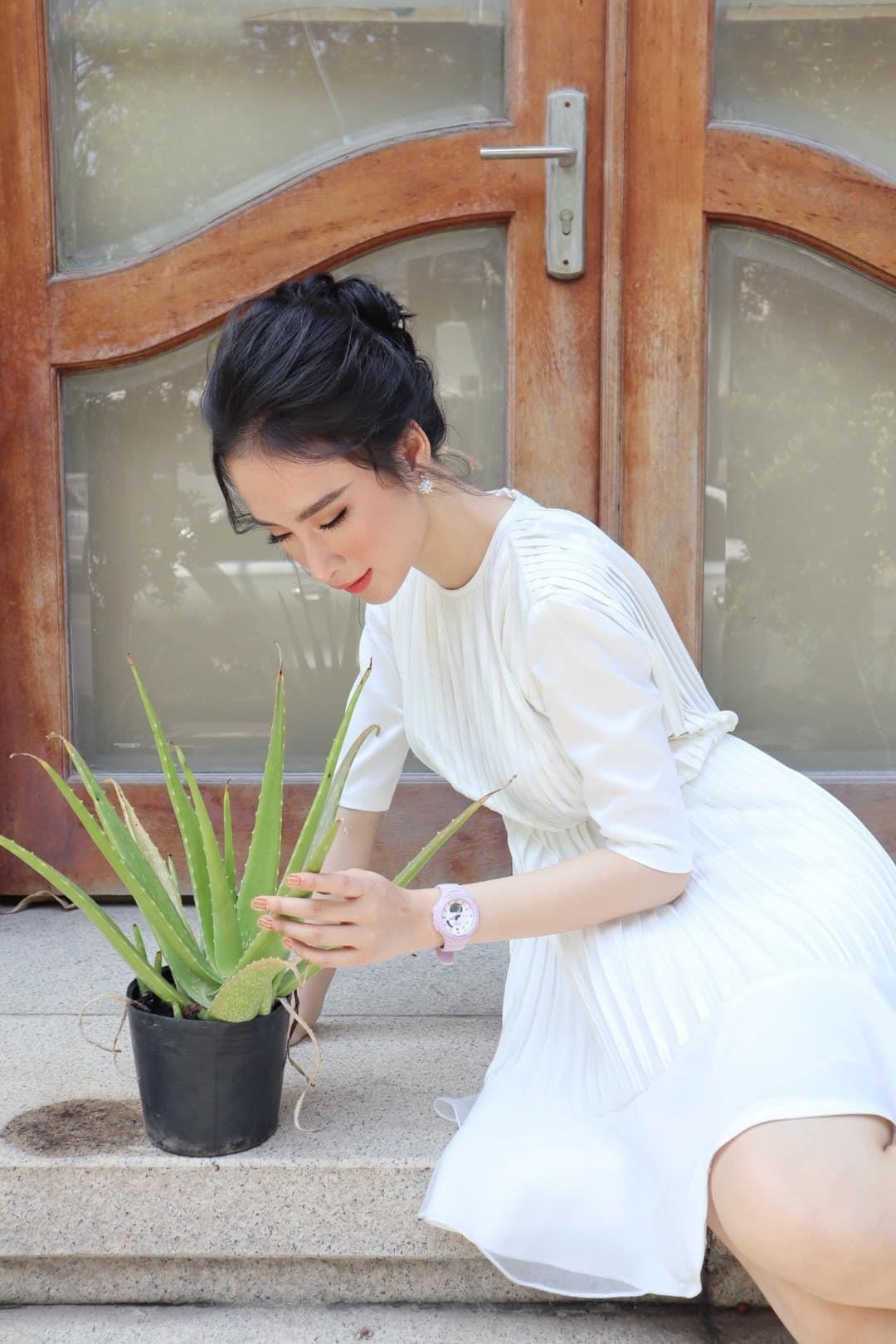 angela phuong trinh di chua khong khoe than anh 6