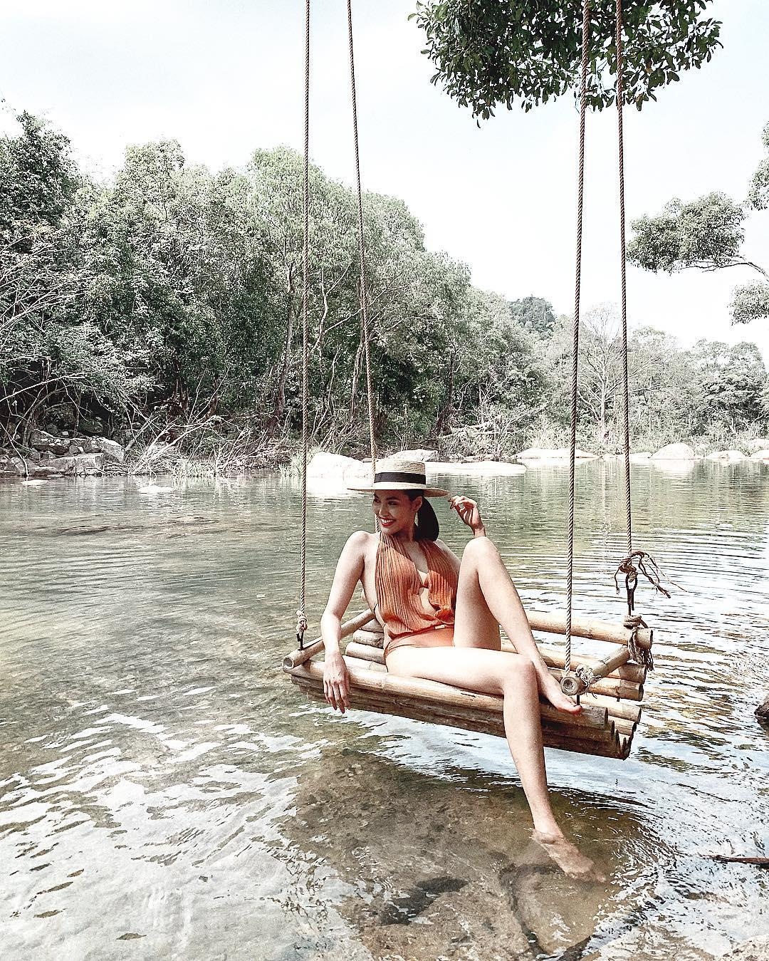 cuoc song sang chanh cua lan khue anh 1