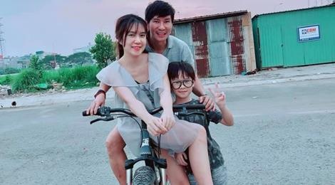 Ly Hai, Minh Ha cung 4 con song nhu 'nong dan' trong biet thu moi mua hinh anh