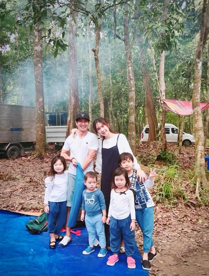 ly hai minh ha 4 con anh 8