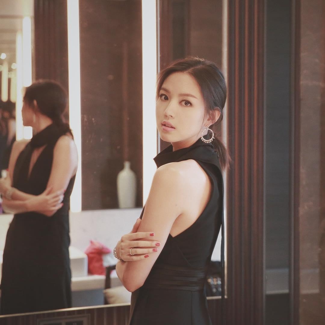 hoa hau truong tu lam anh 9