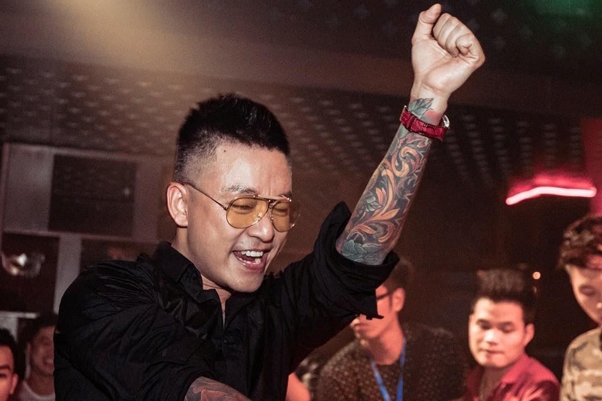 Tuan Hung hat 'Doi thay' tren ban nhau, khan gia khen ngoi hinh anh