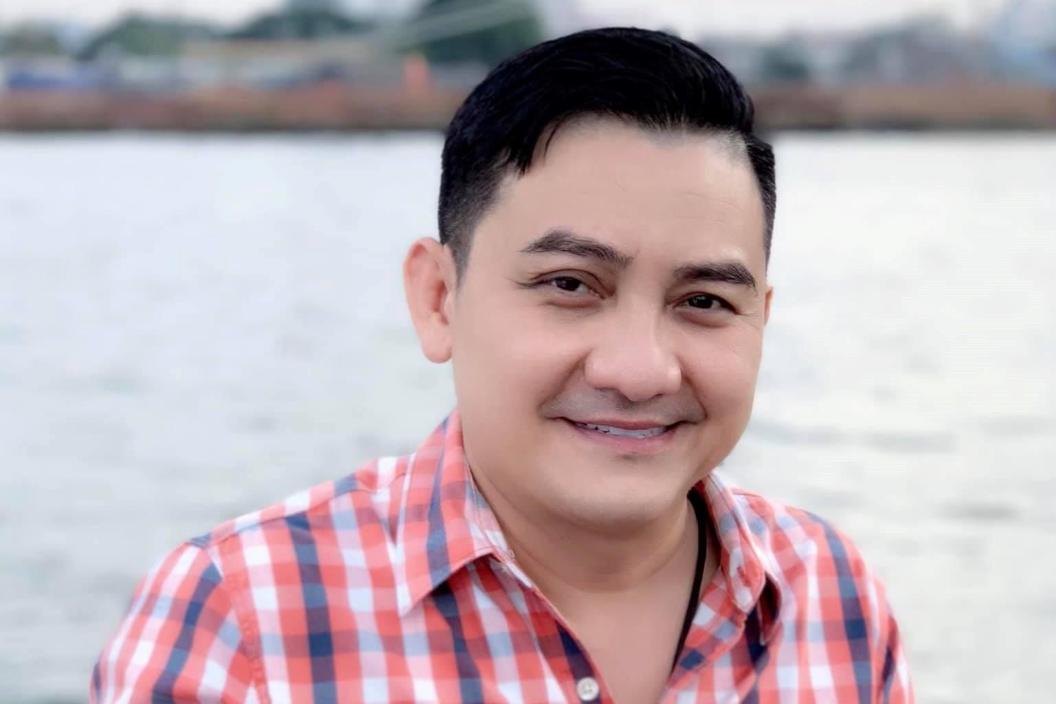 Anh Vu - tho son thanh danh hai, cat 8 tac ruot vi benh ung thu hinh anh