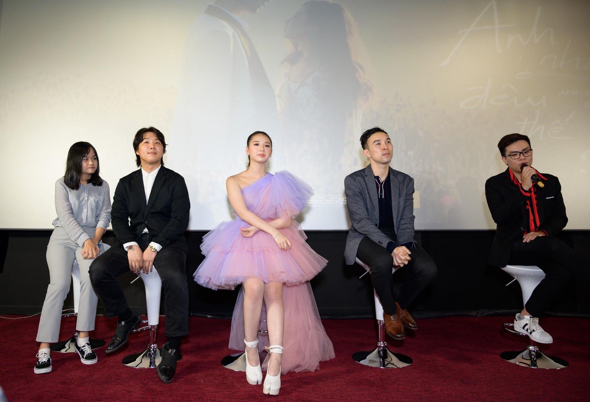 amee ca si sinh nam 2000 anh 7