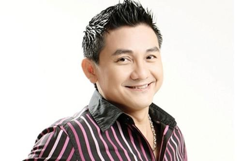 Ban than chuan bi ao dai Viet Nam de mac cho thi hai Anh Vu hinh anh