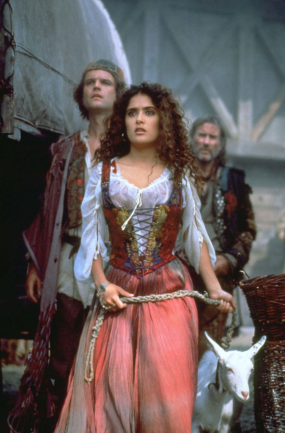 my nhan dong nha tho duc ba paris anh 9