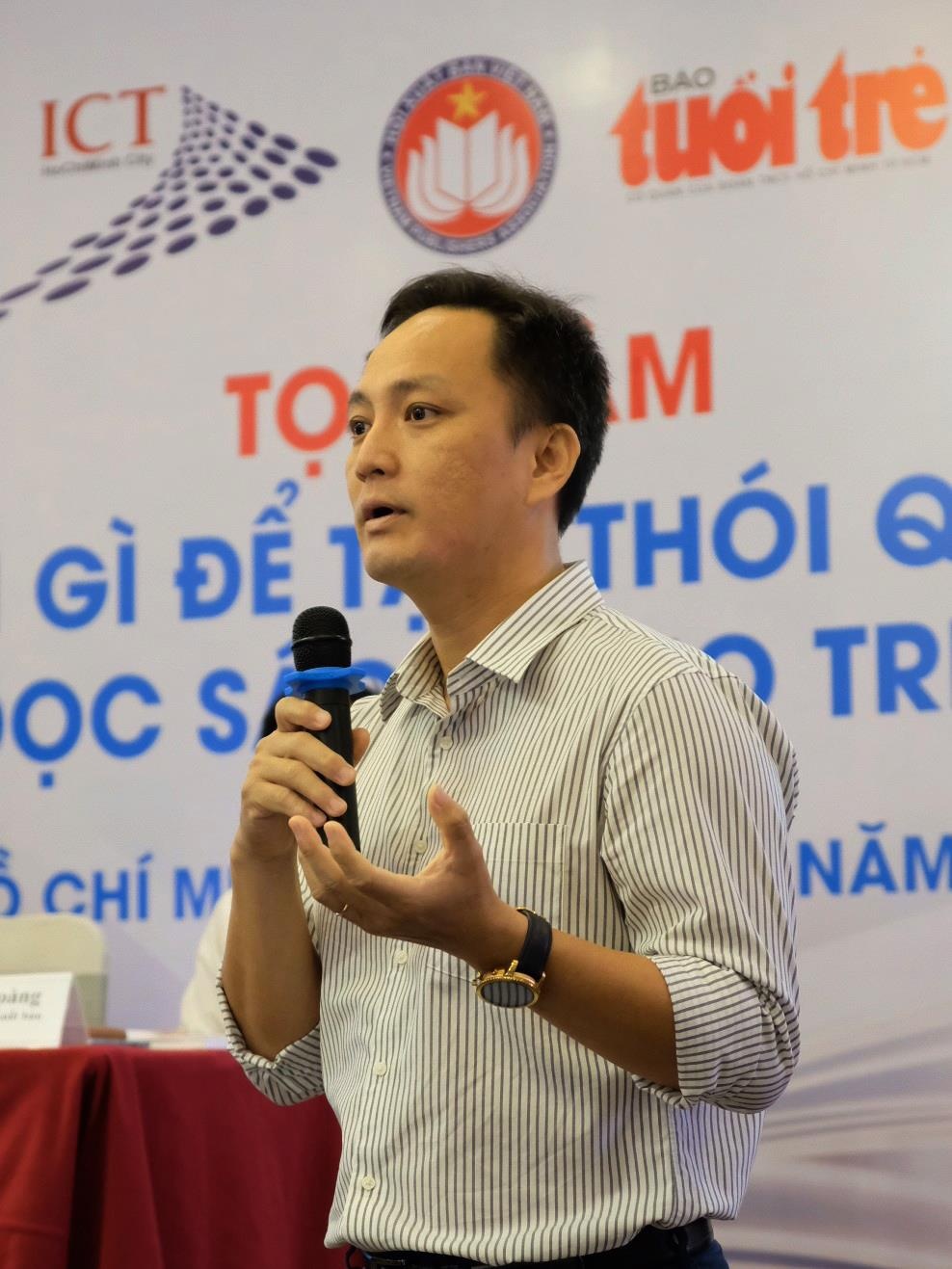 ngay sach viet nam anh 4