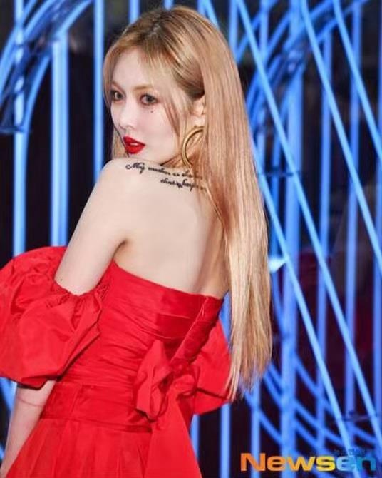 hyuna dien dam do sexy anh 2