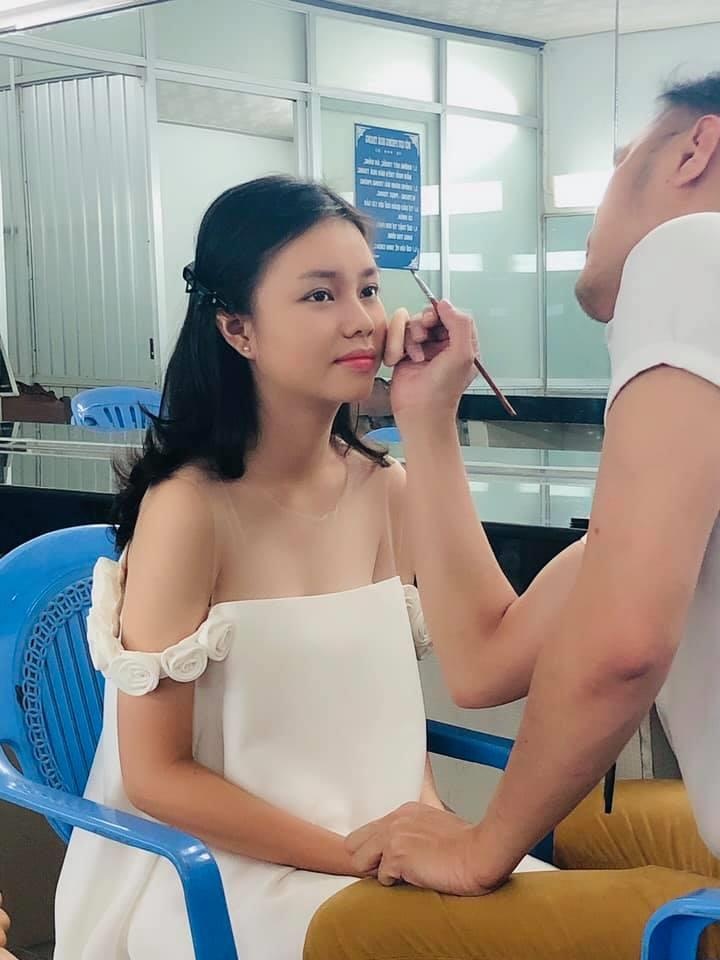 co gai dong canh nong 13 tuoi anh 8