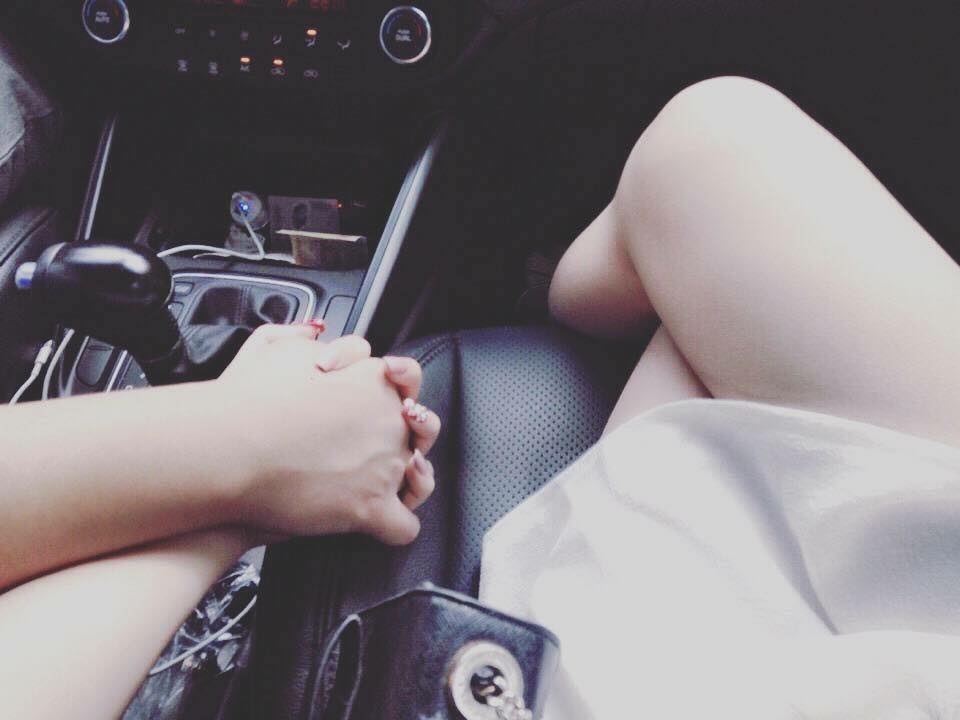 ban trai di xe cui bap anh 2