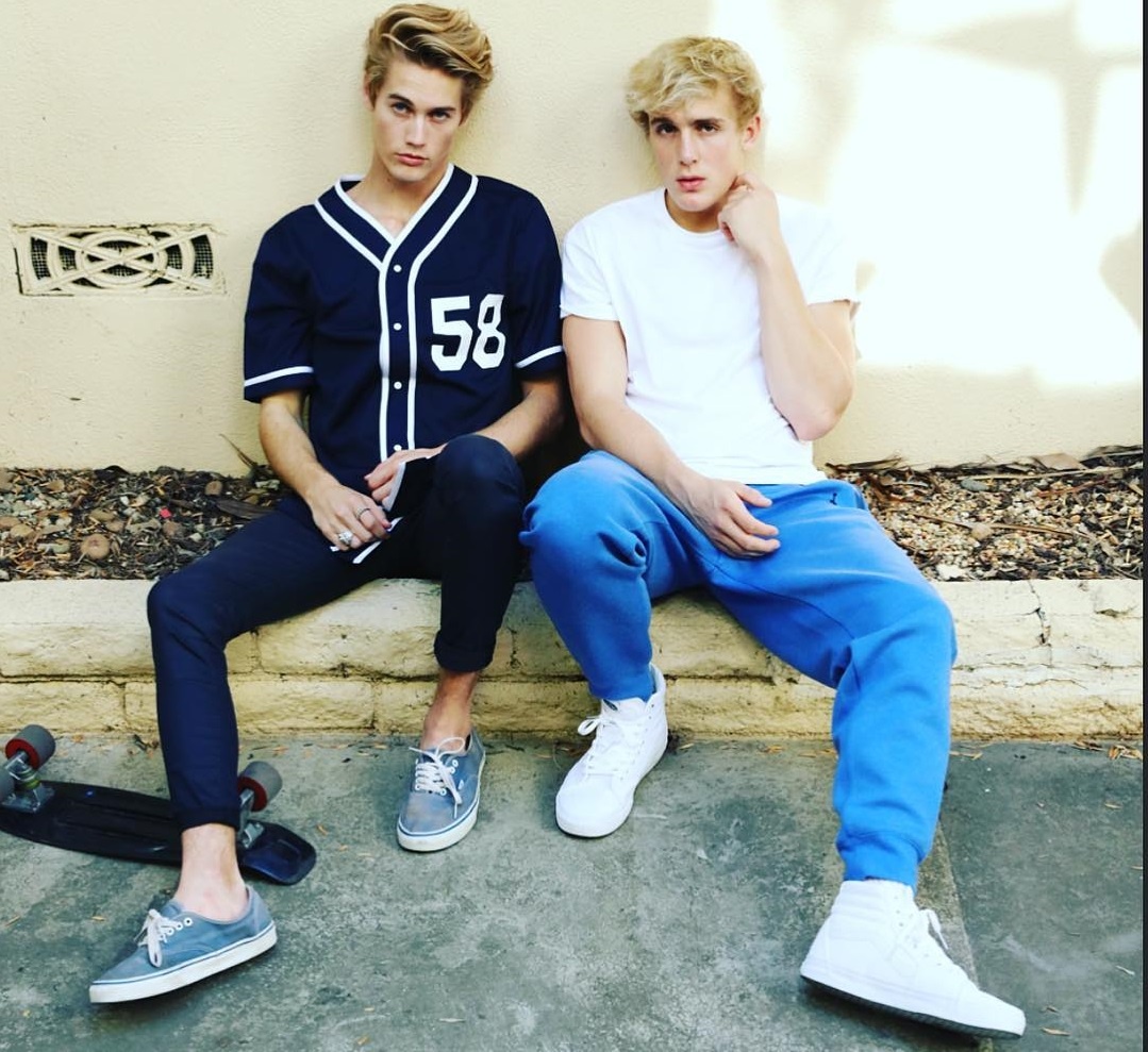 2 anh chang noi tieng dep trai anh 2