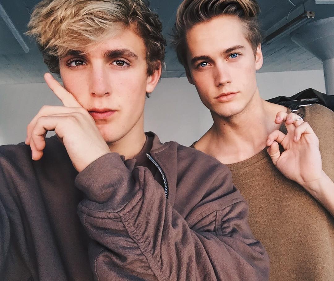 2 anh chang noi tieng dep trai anh 3