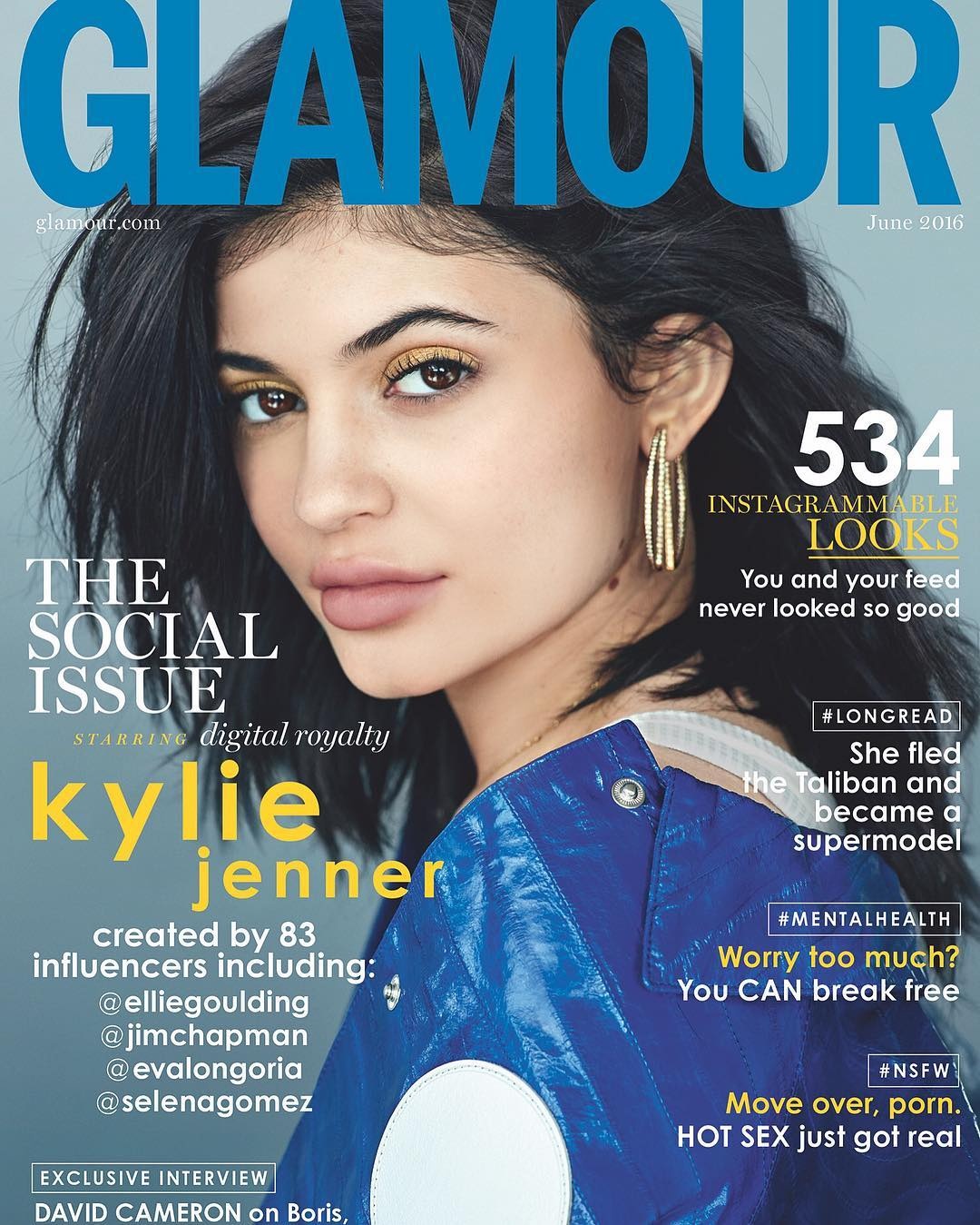 hot girl da nau moi day noi tieng anh 6