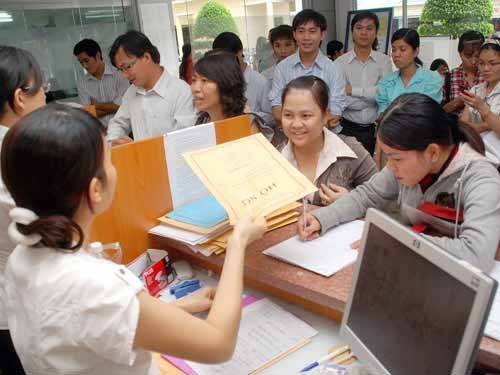 PGS Van Nhu Cuong: 225.000 cu nhan that nghiep la bao dong hinh anh